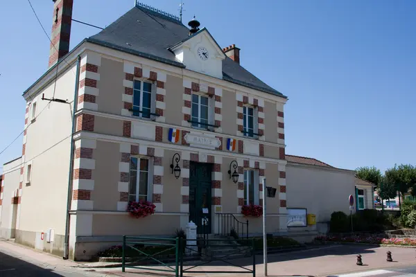 Monte Escalier IDF Monte escalier Oncy-sur-École